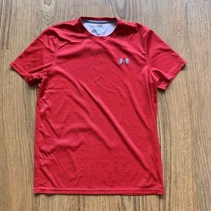 Men’s M Under Armour short sleeve